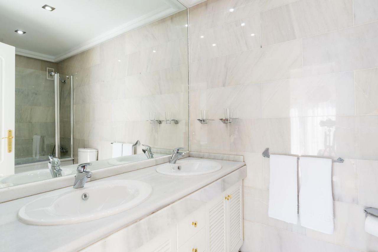 Luxury Duplex- 7 Minutes From The Beach Torremolinos Kültér fotó