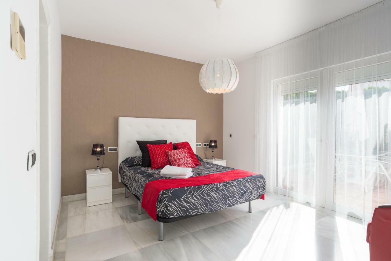 Luxury Duplex- 7 Minutes From The Beach Torremolinos Kültér fotó