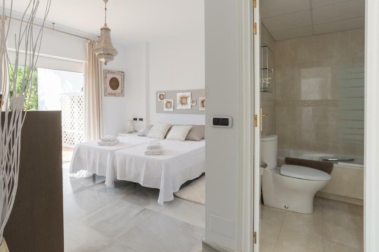 Luxury Duplex- 7 Minutes From The Beach Torremolinos Kültér fotó