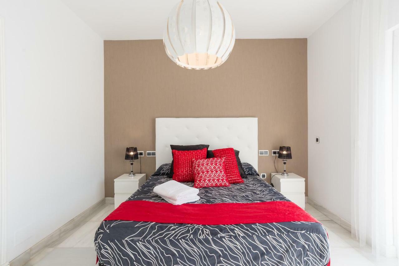Luxury Duplex- 7 Minutes From The Beach Torremolinos Kültér fotó